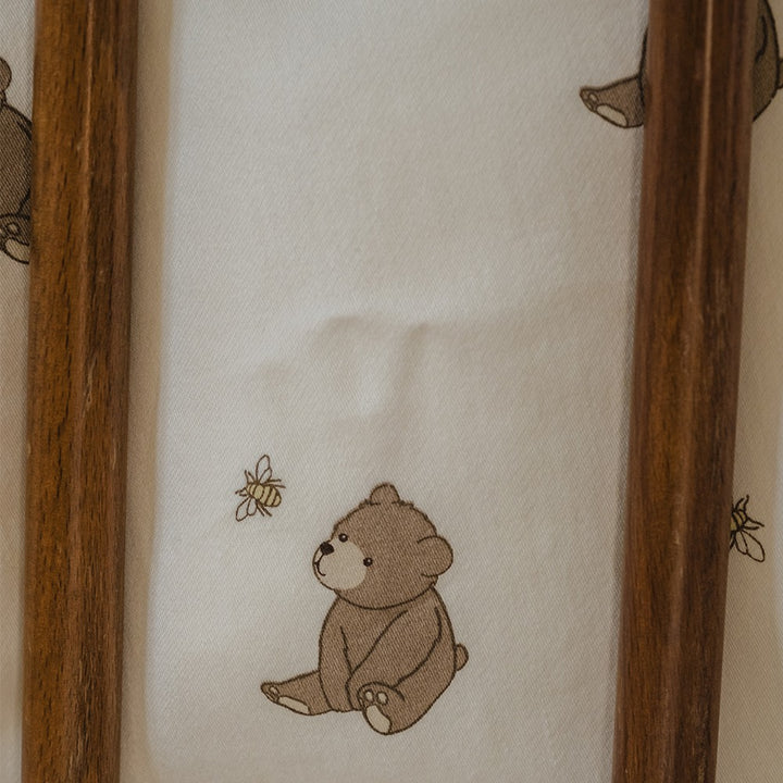 That's Mine Levi sengetøj - Bees and bears - 100% Organic cotton Buy Sovetid||Sengetøj||Alle||Favoritter||personale||Bees and bears||Influencer choice||alt minus sløjfe||NOOS||Del dine øjeblikke here.