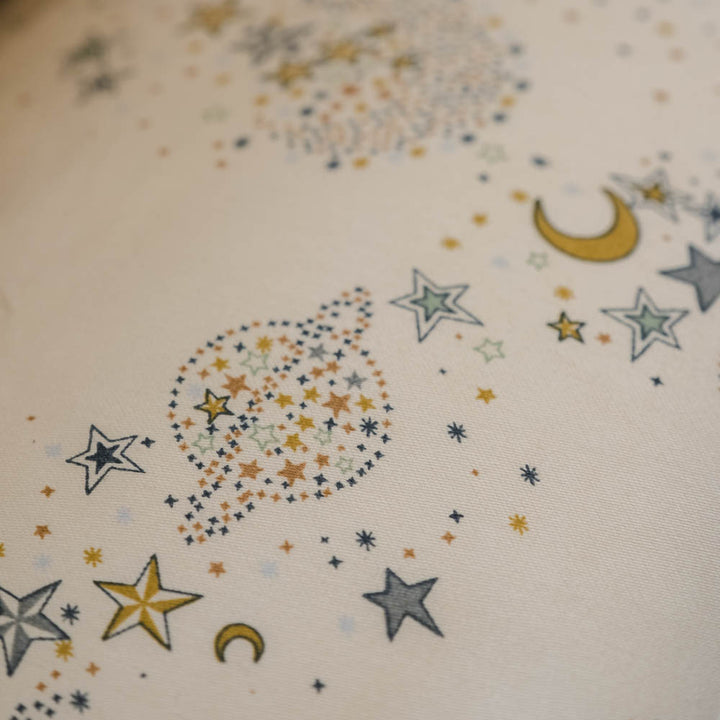 That's Mine Levi sengetøj - Million stars - 100% Organic cotton Buy Sovetid||Sengetøj||Alle||personale||alt minus sløjfe||Million stars here.