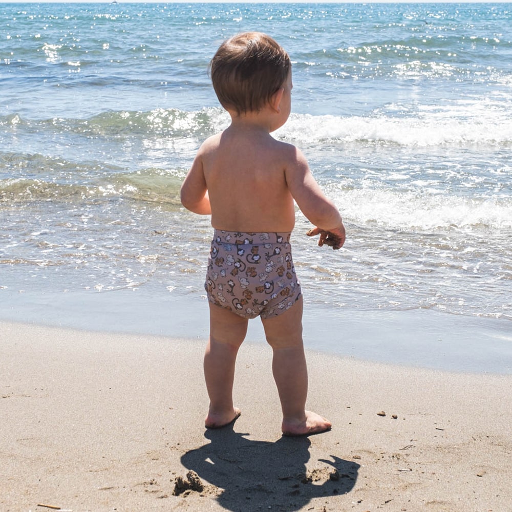 That's Mine Samo badeshorts - Jungle friends - 85% Recycle polyester / 15% Elastane Buy Tøj||Badetøj||Udsalg||Alle||Udsalg - tøj||Forår og sommer 2025||alt minus sløjfe||Spring25||New in for the boys||Jungle friends||Udsalg - Forår & sommer '25||Udsalg - badetøj||Summer Bundle||August bundle||mette-sale here.