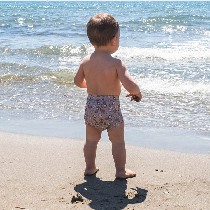 That's Mine Samo badeshorts - Jungle friends - 85% Recycle polyester / 15% Elastane Buy Tøj||Badetøj||Udsalg||Alle||Udsalg - tøj||Forår og sommer 2025||alt minus sløjfe||Spring25||New in for the boys||Jungle friends||Udsalg - Forår & sommer '25||Udsalg - badetøj||Summer Bundle||August bundle||mette-sale here.
