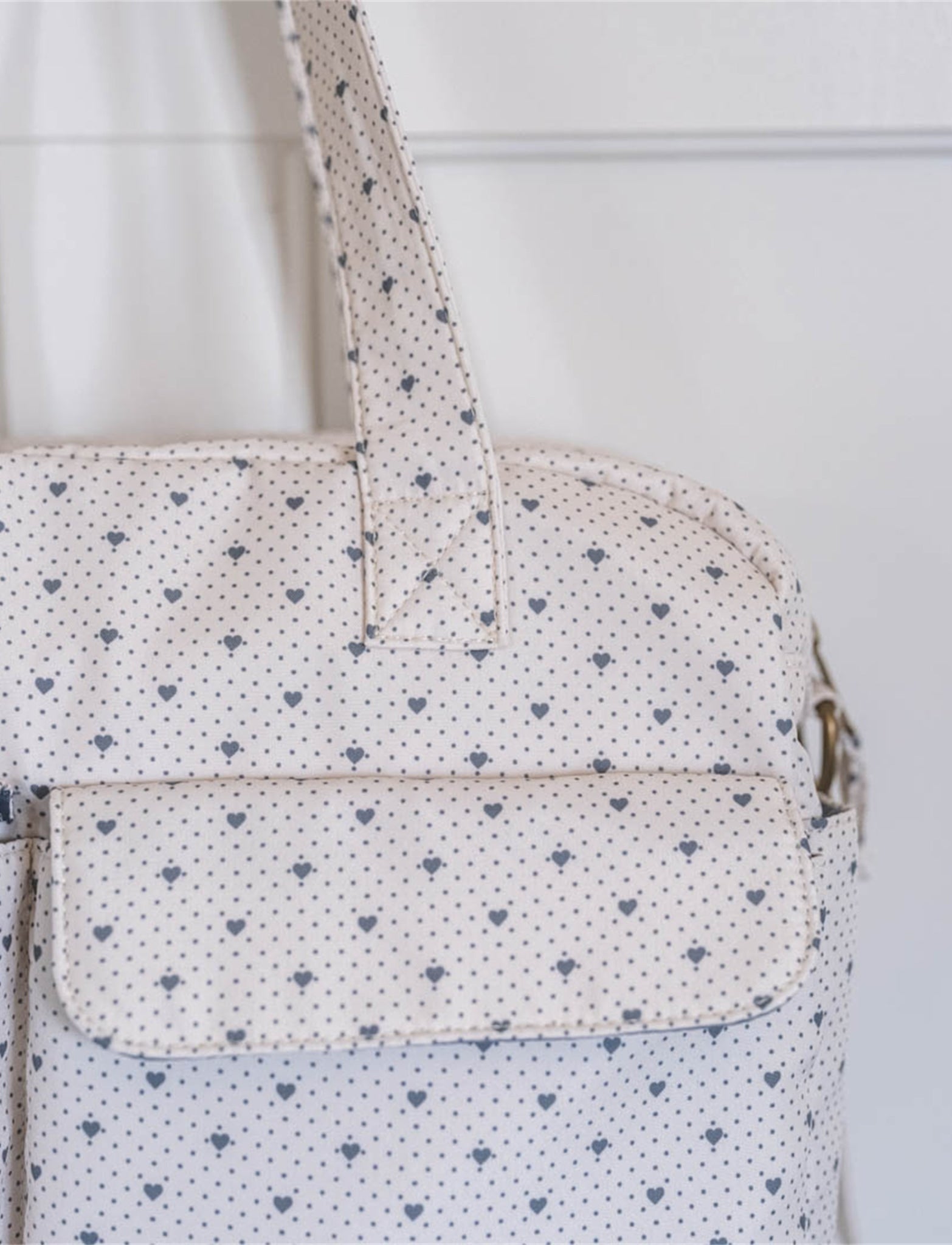 That's Mine Benne pusletaske - Lots of love sky - 60% Polyester (Genanvendt), 40% Polyester Buy Amning & pusletid||Pusle||Pusletasker||Alle||Favoritter||personale||Lots of love||alt minus sløjfe||NOOS||Olivia Salo - pusletaske edition||Del dine øjeblikke||Rejseklar||mette-sale||Orderly Emails - Recommended Products||Must haves||Bestsellers||cn||All here.