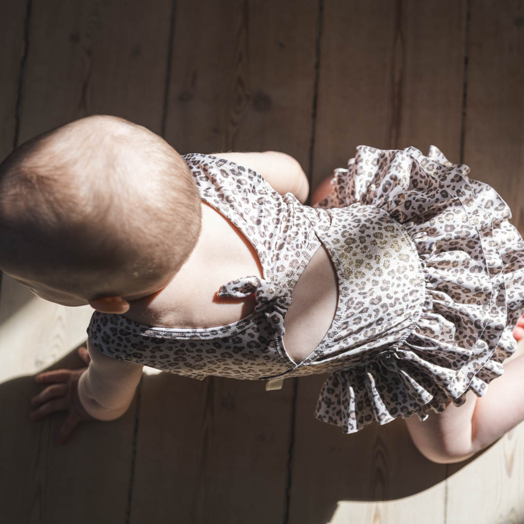 That's Mine Safina badedragt - Leo love - 85% Recycle polyester / 15% Elastane Buy Tøj||Badetøj||Summer Sale||Alle||Udsalg - tøj||Forår og sommer 2025||alt minus sløjfe||Spring25||New in for the girls||Leo love||Rejseklar||Udsalg - Forår & sommer '25||Udsalg - badetøj||Summer Bundle||August bundle||mette-sale here.