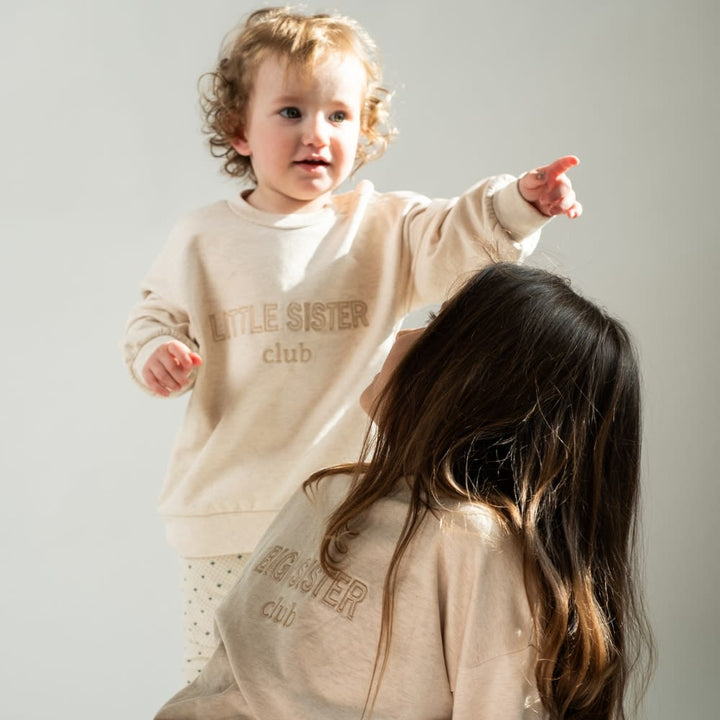 That's Mine Finley storesøster sweatshirt - Club - 95% Organic cotton / 5% Elastane Buy Tøj||Overdele||Sweatshirts||Alle||Favoritter||Søskende||personale||alt minus sløjfe||NOOS||mette-sale here.