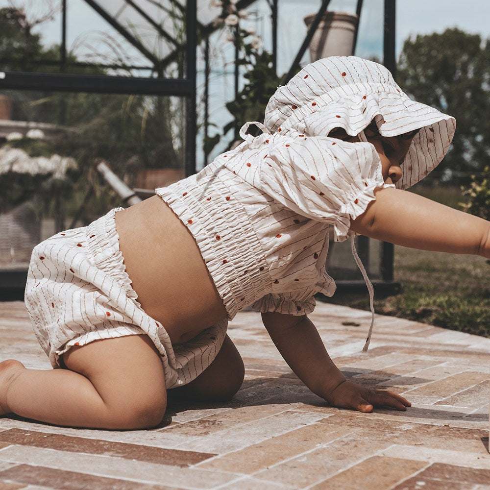 That's Mine Klara bloomers - Lady dots - 100% Organic cotton Buy Tøj||Shorts||Udsalg||Bukser & shorts||Alle||Forür & sommer '24||Tøjbundle||Liveshopping d. 11/6||Udsalg - tøj||Liveshopping bundle||alt minus sløjfe||5 for 399||5 for 399 - kÌmpe bundle!||Püskebundle||Summer Bundle||mette-sale here.