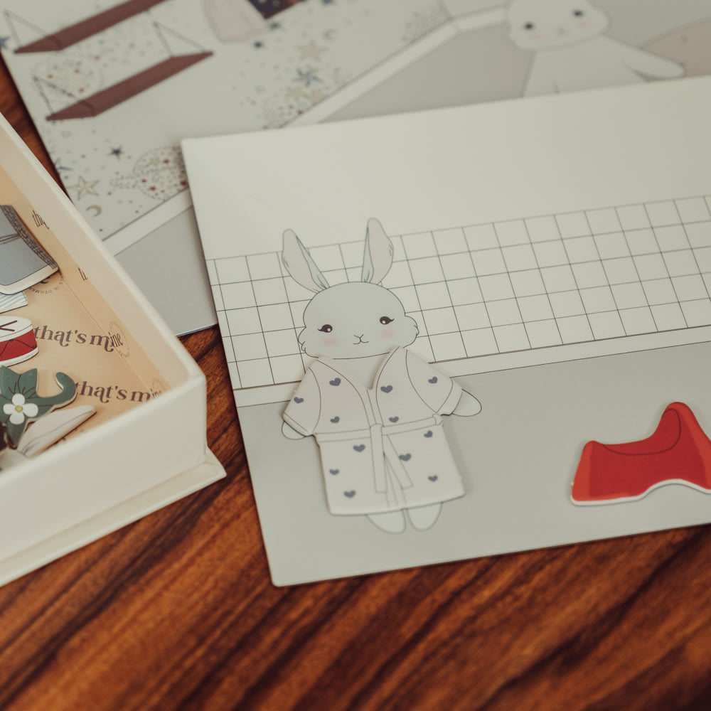 That's Mine Lou magnetisk legekasse - Bunny - 75% Paper / 25% Magnet Buy Legetid||Legetøj||Aktivitetslegetøj||Alle||Favoritter||personale||Efterår & vinter 2025||alt minus sløjfe||NOOS||AW25 NOOS||mette-sale||Magnetlegetøj here.
