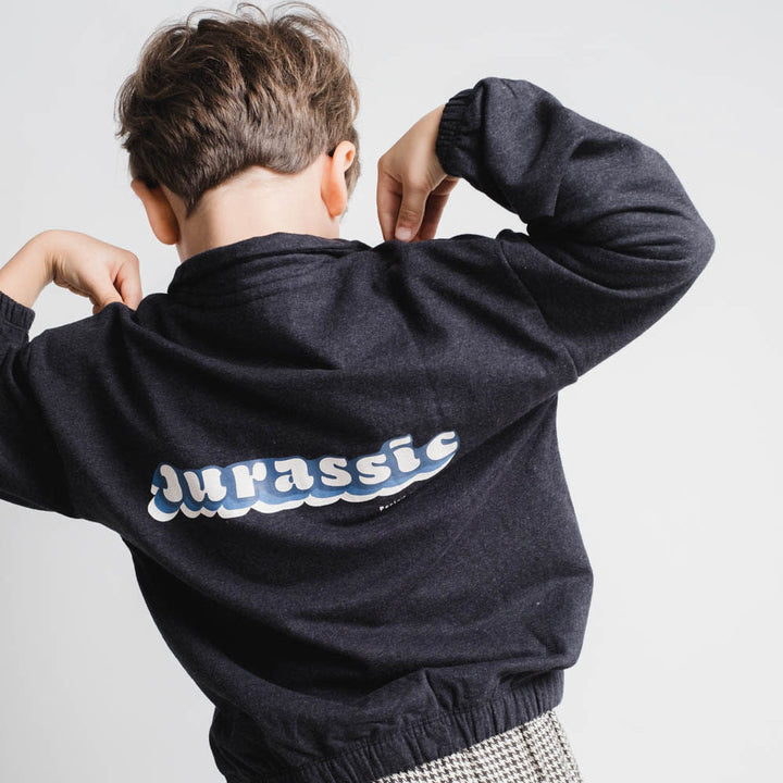 That's Mine Julius sweatshirt - Raven - 95% Organic cotton / 5% Elastane Buy Tøj||Overdele||Sweatshirts||Alle||personale||Efterür & vinter 2025||alt minus sløjfe||SweatsÌt||mette-sale||drop 1 aw25 here.