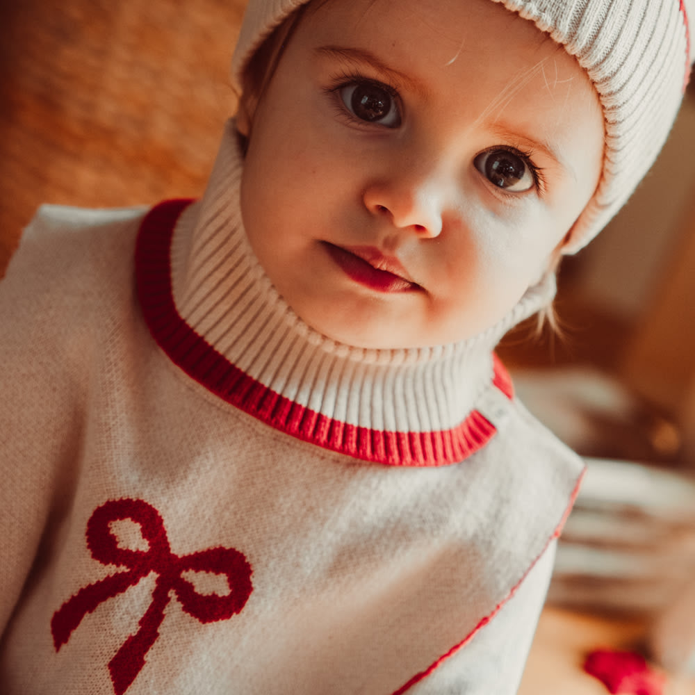 That's Mine Louise neckwarmer - Almond peach - 100% Organic cotton Buy Tøj||Overdele||Strik||Nyheder||Alle||personale||Efterür & vinter 2025||alt minus sløjfe||mette-sale||drop 1 aw25||Huer & halsedisser||Knitwear here.
