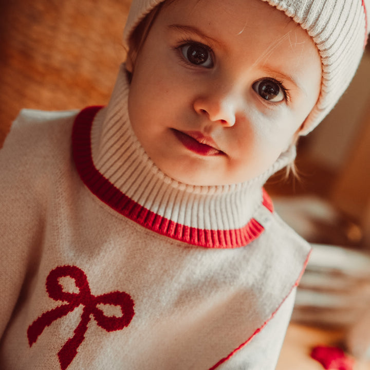 That's Mine Louise neckwarmer - Almond peach - 100% Organic cotton Buy Tøj||Overdele||Strik||Nyheder||Alle||personale||Efterür & vinter 2025||alt minus sløjfe||mette-sale||drop 1 aw25||Huer & halsedisser||Knitwear here.