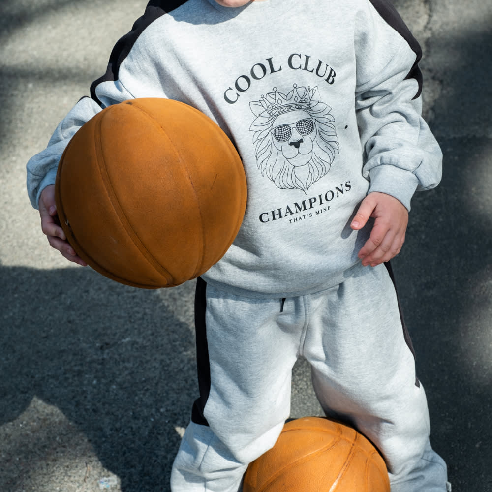 That's Mine Alexander sweatshirt - Cool club - 100% Organic cotton Buy Overdele||Sweatshirts||personale||Sweatsæt||Forår 2026 here.