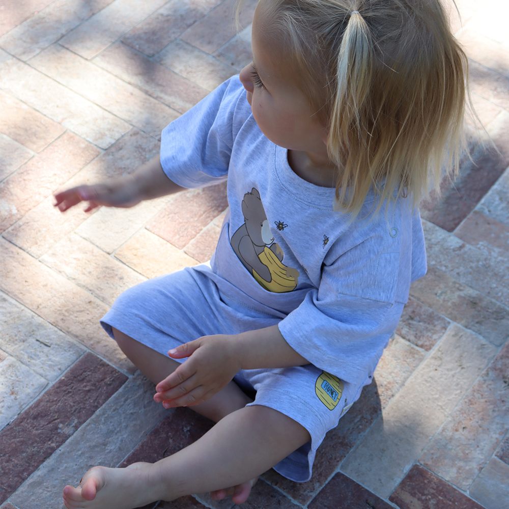 That's Mine Lucas set - Bees and bears - 95% organic cotton / 5% elastane Buy Tøj||Alle||personale||Bees and bears||alt minus sløjfe||That's Mine x Luksusbaby||mette-sale here.