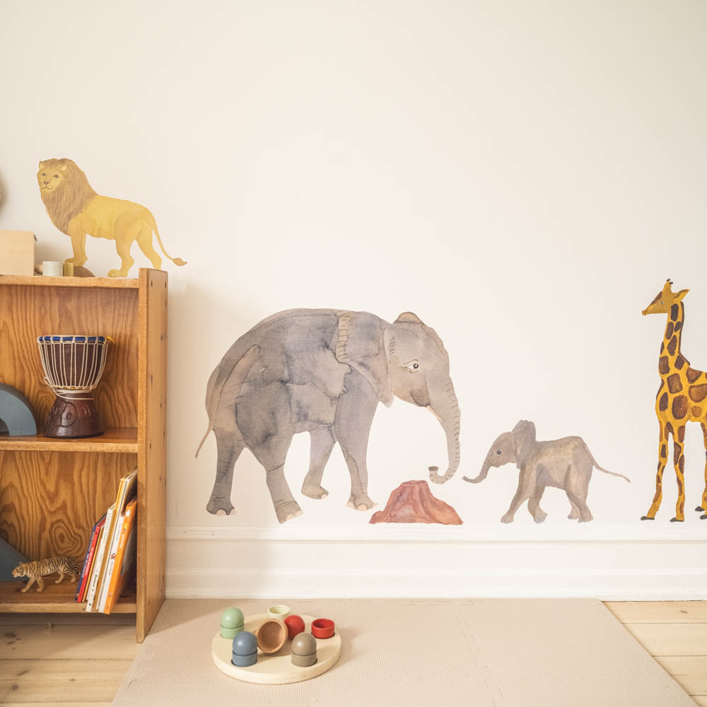 That's Mine Wallsticker Elephant - Grey - 100% Textile foil Buy Bolig & udstyr||Børneværelset||Wallstickers||Udsalg||Alle||LIVESHOPPING D.2/5||Influencer choice||Gaver mellem 200 - 499 kr.||Udsalg - bolig||alt minus sløjfe||Wallsticker - 3 for 2||Wallstickers - savanne||Påskebundle||mette-sale here.
