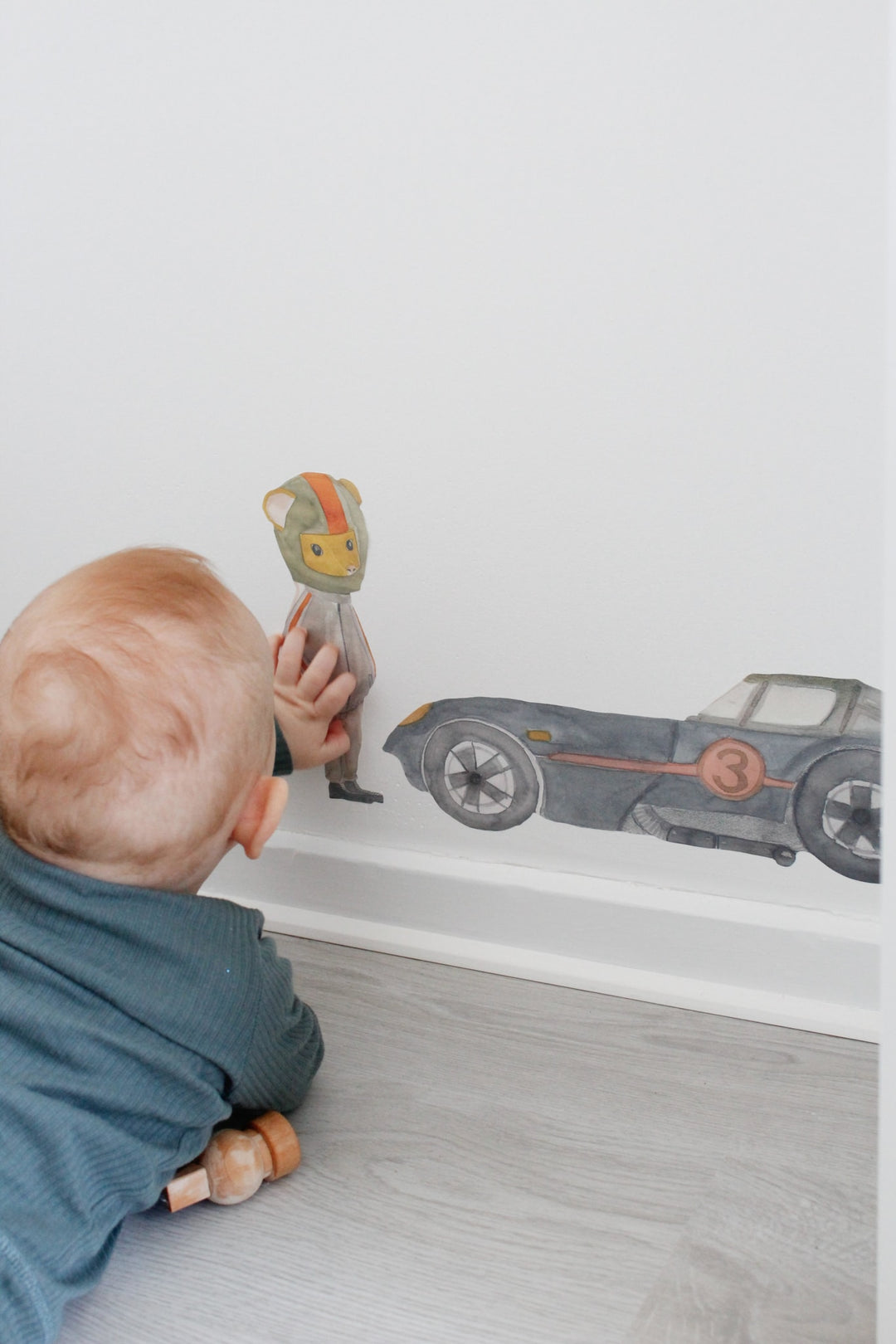 That's Mine Wallsticker Max the Racer - Grey - 100% Textile foil Buy Bolig & udstyr||Børneværelset||Wallstickers||Udsalg||Alle||Wallsticker - bundle||Udsalg - bolig||alt minus sløjfe||Wallstickers - mus||mette-sale here.