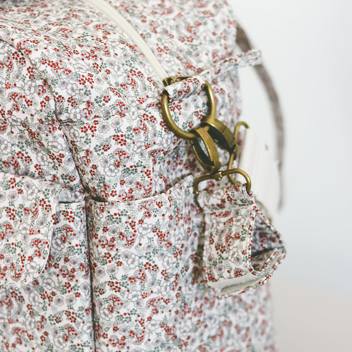 That's Mine Benne pusletaske - Bouquet rouge - Outer: 100% Recycled polyester Lining: 100% Polyester Buy Amning & pusletid||Pusle||Pusletasker||Nyheder||Alle||ForÄr & sommer '24||personale||Bouquet rouge||Influencer choice||alt minus slÞjfe||mette-sale here.