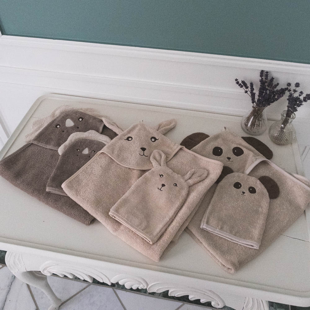 That's Mine Michi vaskeklude 2-pak - Bunny and panda - 100% Organic cotton terry Buy Badetid||Vaskeklude||Bolig & udstyr||Udsalg||Alle||Favoritter||Gaver under 200 kr.||alt minus sløjfe||NOOS||Panda||Badetid - udsalg||Påskebundle||Summer Bundle||August bundle||mette-sale here.