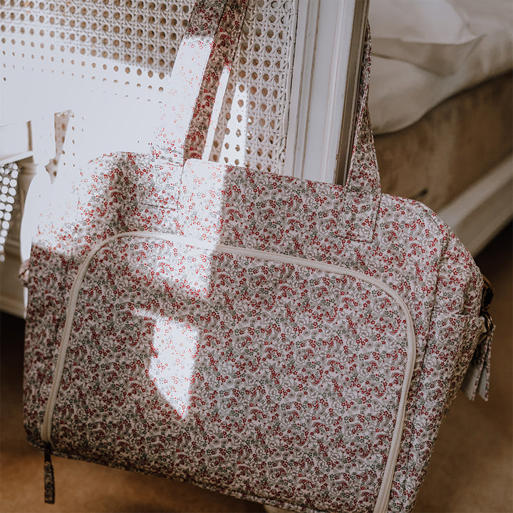 That's Mine Benne pusletaske - Bouquet rouge - Outer: 100% Recycled polyester Lining: 100% Polyester Buy Amning & pusletid||Pusle||Pusletasker||Nyheder||Alle||ForÄr & sommer '24||personale||Bouquet rouge||Influencer choice||alt minus slÞjfe||mette-sale here.