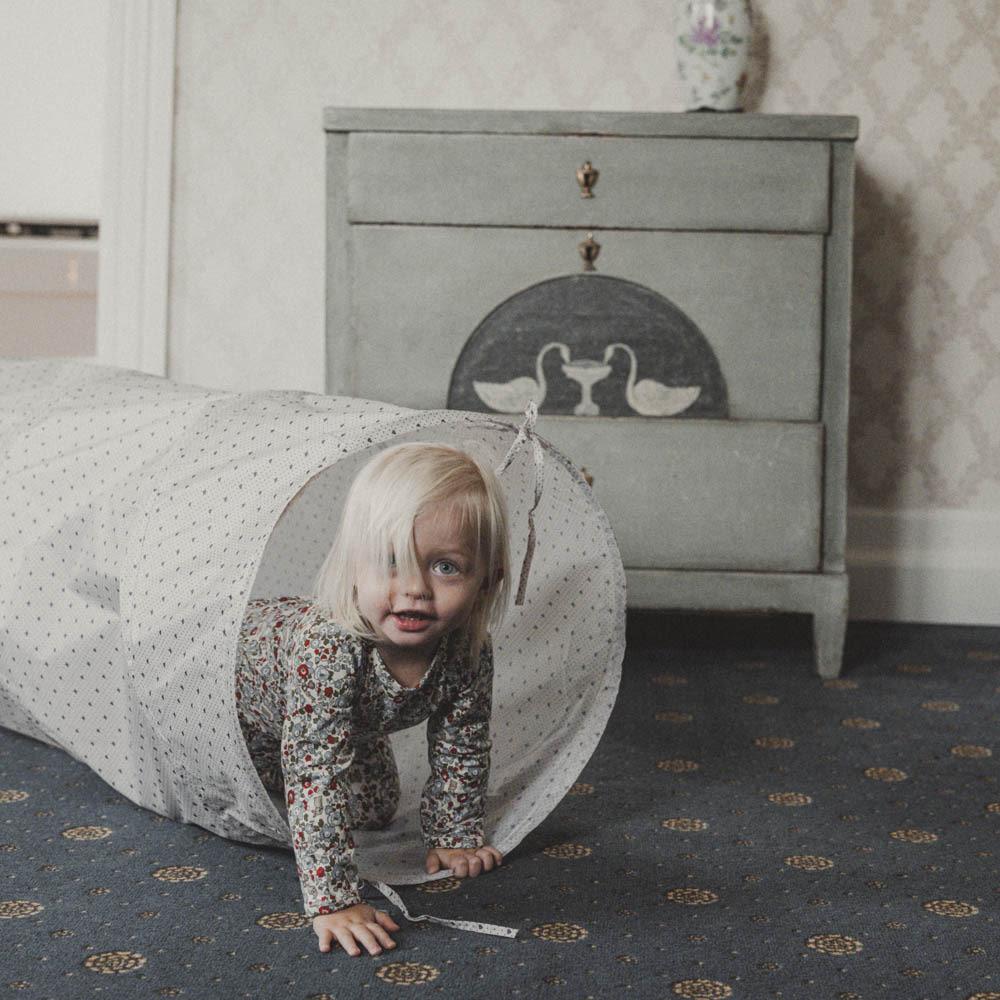 That's Mine Theo aktivitetstunnel - Lots of love sky - 100% Polyester Buy Legetid||Aktivitetstunneller||Alle||Favoritter||personale||AW24 - VIP adgang||Efterür og vinter 2024||Lots of love||Gaver mellem 200 - 499 kr.||alt minus sløjfe||NOOS||Den første sommer||mette-sale here.