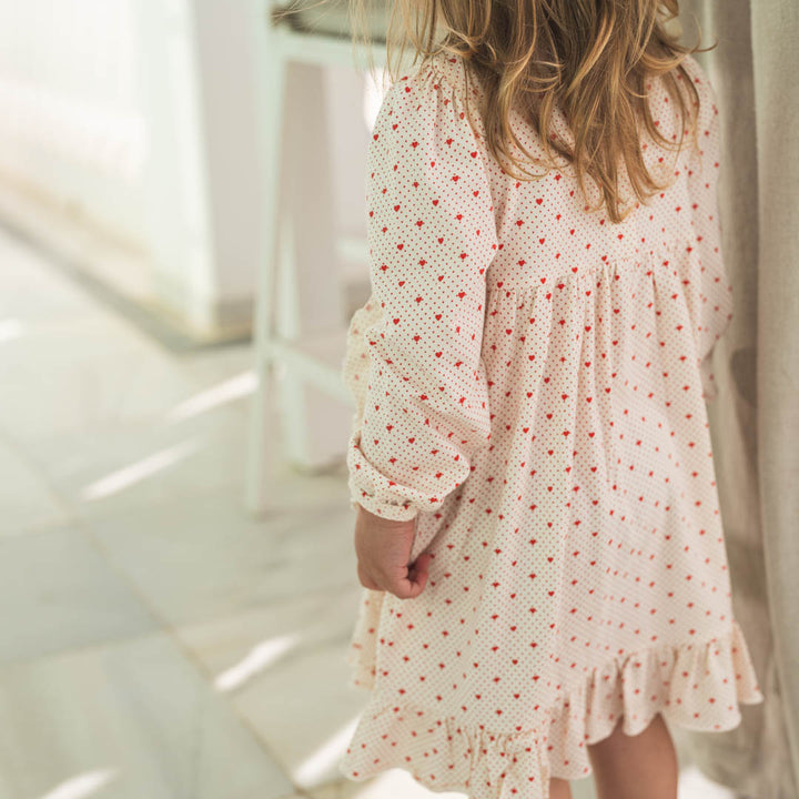 That's Mine Emilia kjole - Lots of love red - 48% Organic cotton / 47% Modal / 5% Elastane Buy Tøj||Kjoler||Udsalg||Kjoler & nederdele||Alle||Udsalg - tøj||Forür og sommer 2025||alt minus sløjfe||Spring25||Lots of love red||New in for the girls||Den første sommer||Udsalg - Forür & sommer '25||Summer Bundle||mette-sale here.