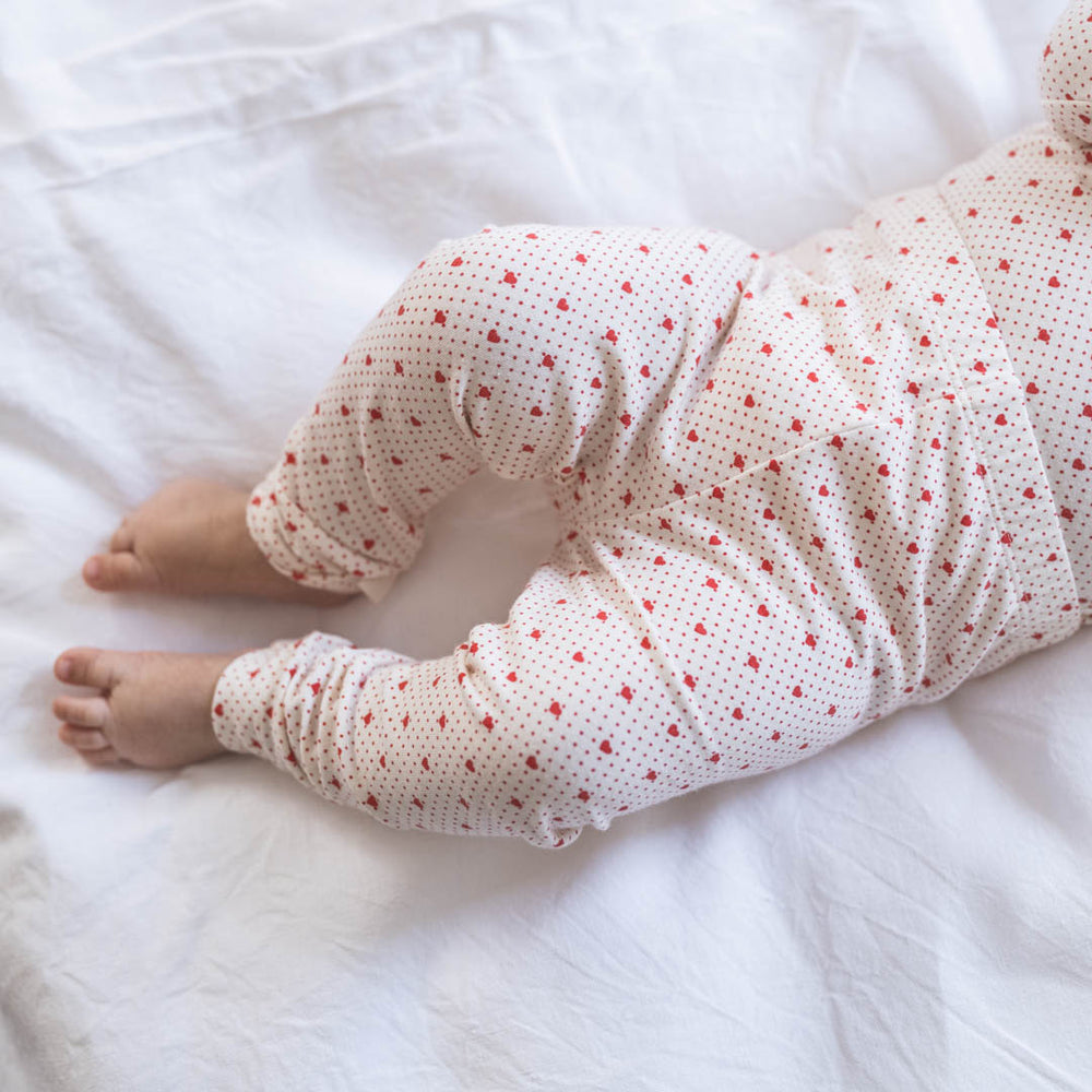 That's Mine Elois leggings - Lots of love red - 48% Organic cotton / 47% Modal / 5% Elastan Buy Tøj||Leggings||Summer Sale||Bukser & shorts||Alle||Basics||Udsalg - tøj||Forår og sommer 2025||alt minus sløjfe||Spring25||Lots of love red||New in for the girls||Udsalg - Forår & sommer '25||Summer Bundle||mette-sale here.