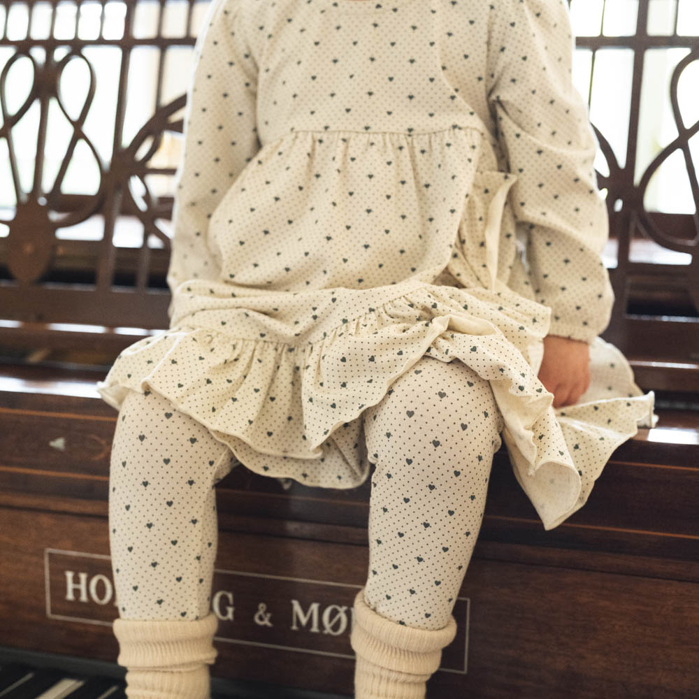 That's Mine Elois leggings - Lots of love sky - 48% Organic cotton / 47% Modal / 5% Elastan Buy Tøj||Leggings||Bukser & shorts||Alle||Favoritter||personale||Basics||AW24 - VIP adgang||Efterür og vinter 2024||Lots of love||alt minus sløjfe||NOOS||mette-sale here.