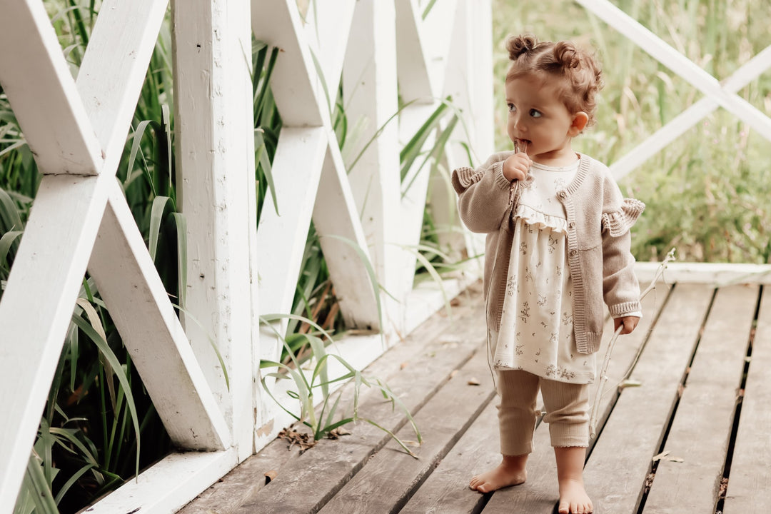 That's Mine Camille tunika - Secret garden olive - 97% Organic cotton / 3% Elastan Buy Tøj||Udsalg||Kjoler & nederdele||Tunikaer||Alle||Udsalg - tøj||3 for 2||alt minus sløjfe||5 for 399||5 for 399 - kÌmpe bundle!||Püskebundle||Summer Bundle||mette-sale here.