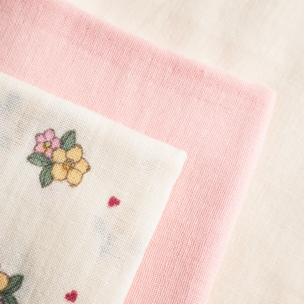 That's Mine Bora stofbleer 3-pak - Sweetheart Petals - 100% Organic cotton Buy Amning & pusletid||Pusle||Stofbleer||personale here.