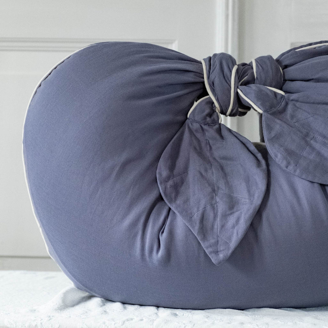 That's Mine Moon nursing pillow - Flint Stone - 45% Organic cotton / 55% Thermoballs Buy Amning & pusletid||Ammepuder||Pusle||Alle||Amning||personale||Newborn essentials||Amning||alt minus sløjfe||mette-sale here.